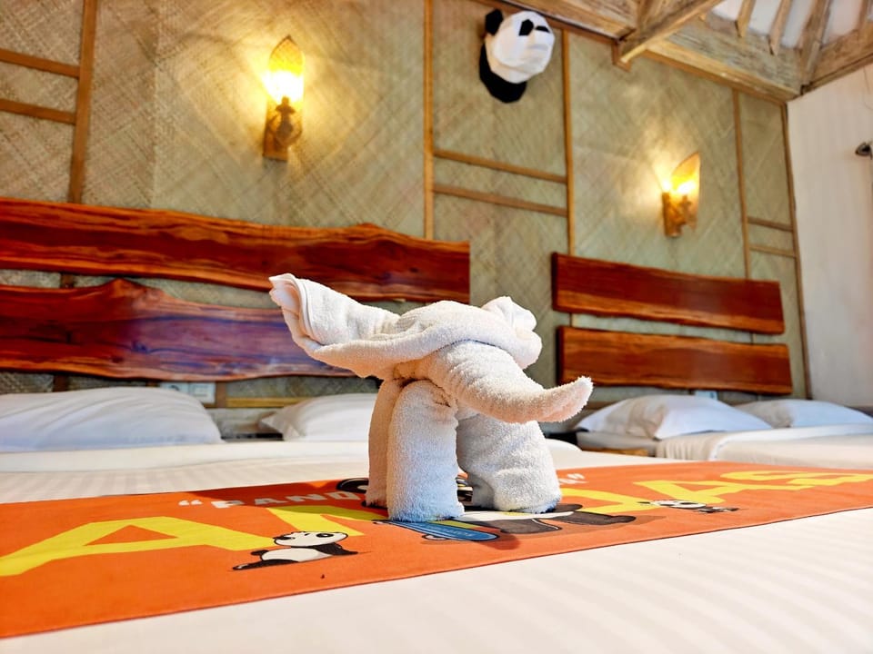 Panda Home Bed and Breakfast in Pemenang