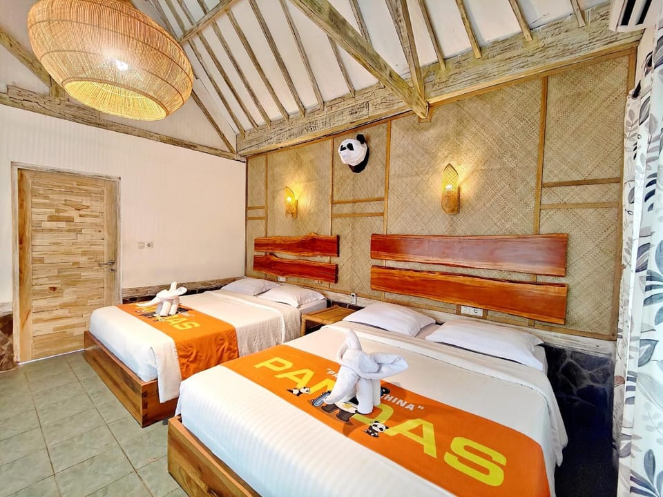 Panda Home Bed and Breakfast in Pemenang