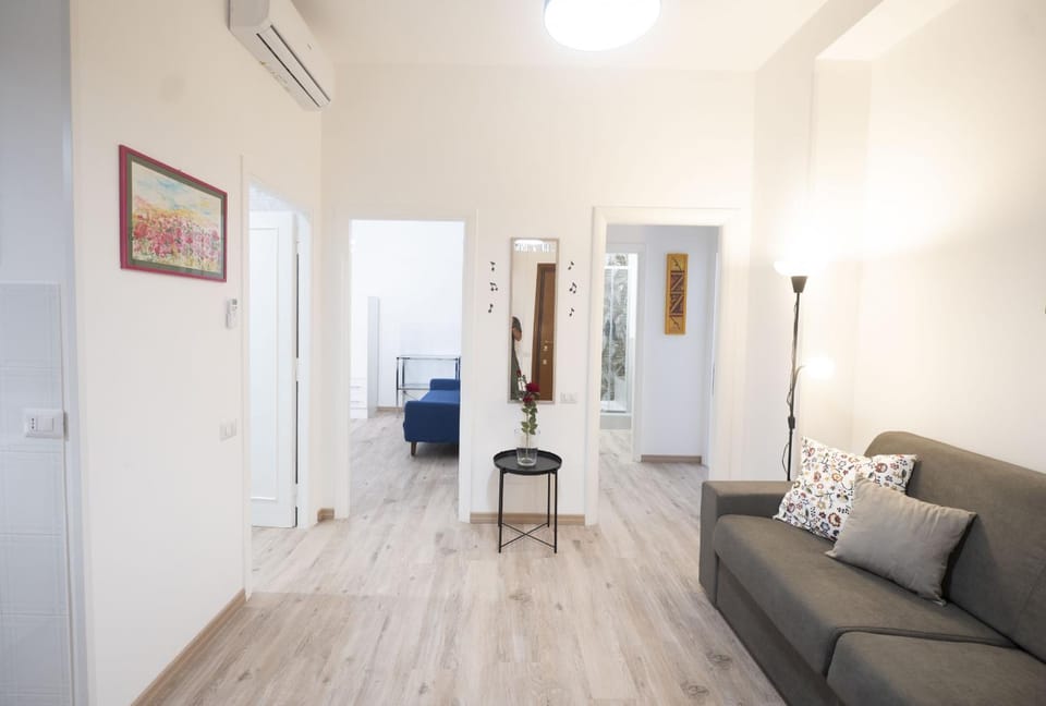 Living room, Seating area, air conditioner
