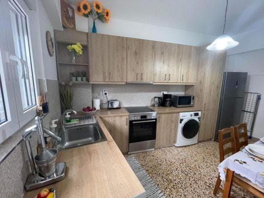 Coffee/tea facilities, Kitchen or kitchenette, Dining area, minibar, pet friendly, stove, toaster, washing machine