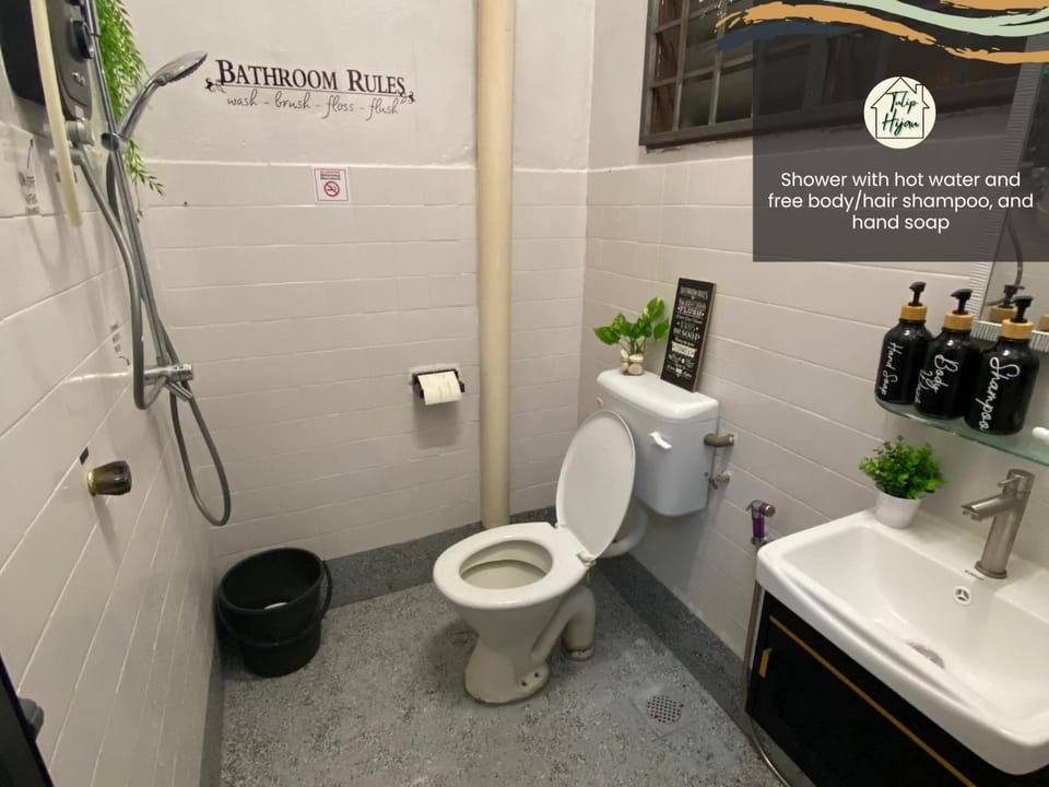 Shower, Toilet, Bathroom