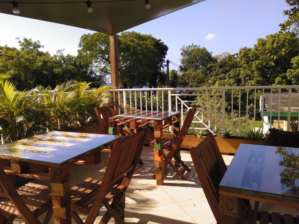 Patio, Garden, View (from property/room), Balcony/Terrace, Decorative detail, Dining area, Garden view, Breakfast, Continental breakfast, Continental breakfast, internet