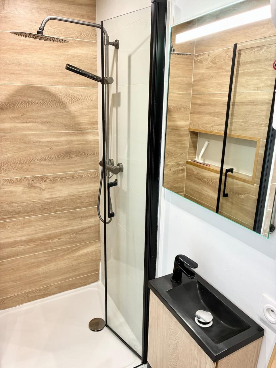 Shower, Bathroom