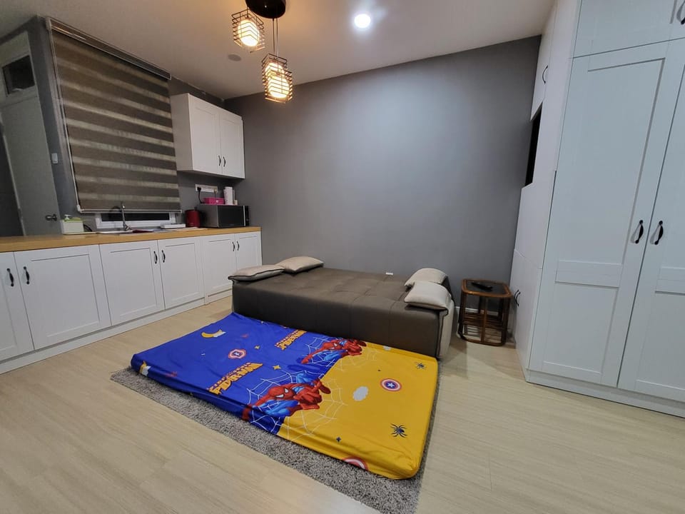 NICE and COZY studio apartment with gym and pool. Apartment in Perak