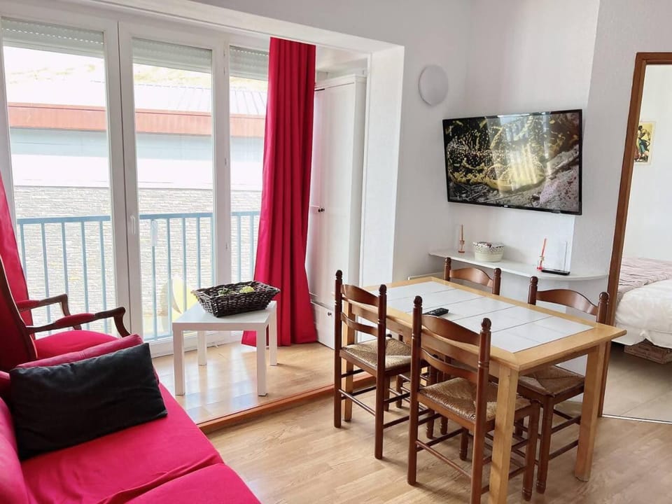 Sky 507 by CONFORTSKY Apartment in El Pas de la Casa