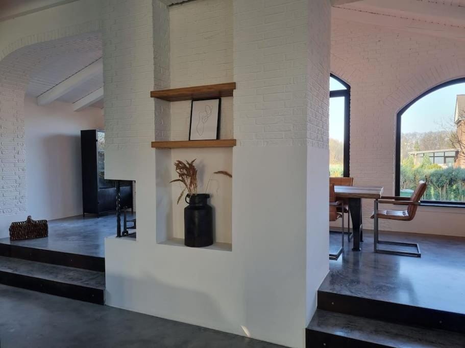 Historische Villa mit Garten, Luxus Apartment in North Rhine-Westphalia