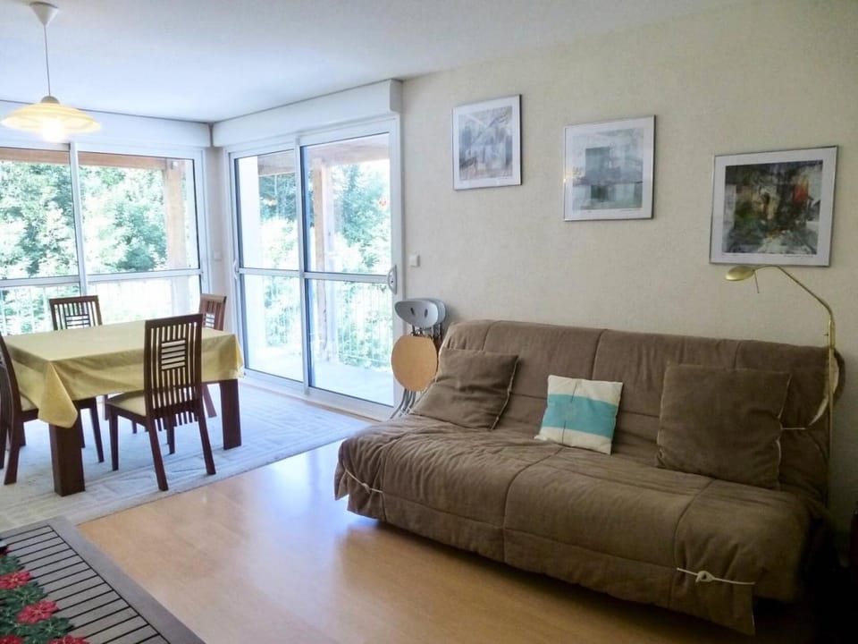 Résidence Pleiades - Appartement lumineux avec 2 balcons et parking couvert MAE-8244 Apartment in Aragon