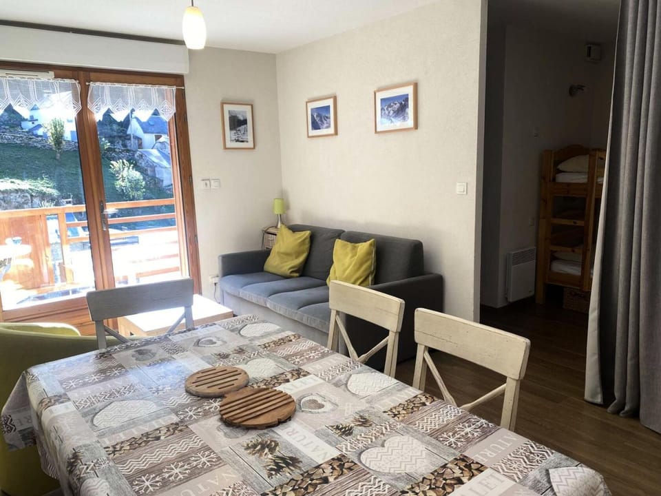 Résidence Bois De Marie - Appartement cosy avec parking couvert et Wi-Fi, proche du centre de Barèges MAE-8254 Apartment in Aragon