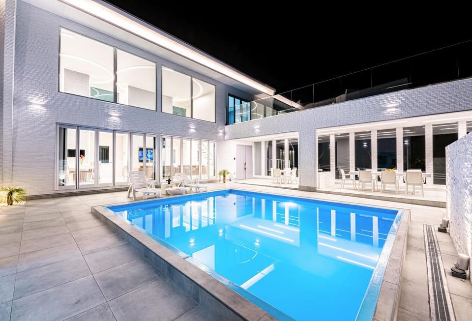 Pool view