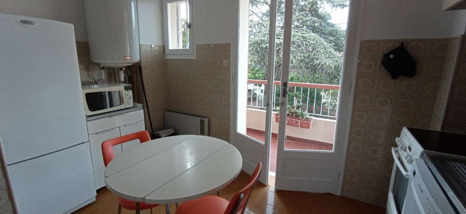 Résidence Bagatelle - Budget Appart proche mer entre amis et en famille MAE-7784 Apartment in Six-Fours-les-Plages