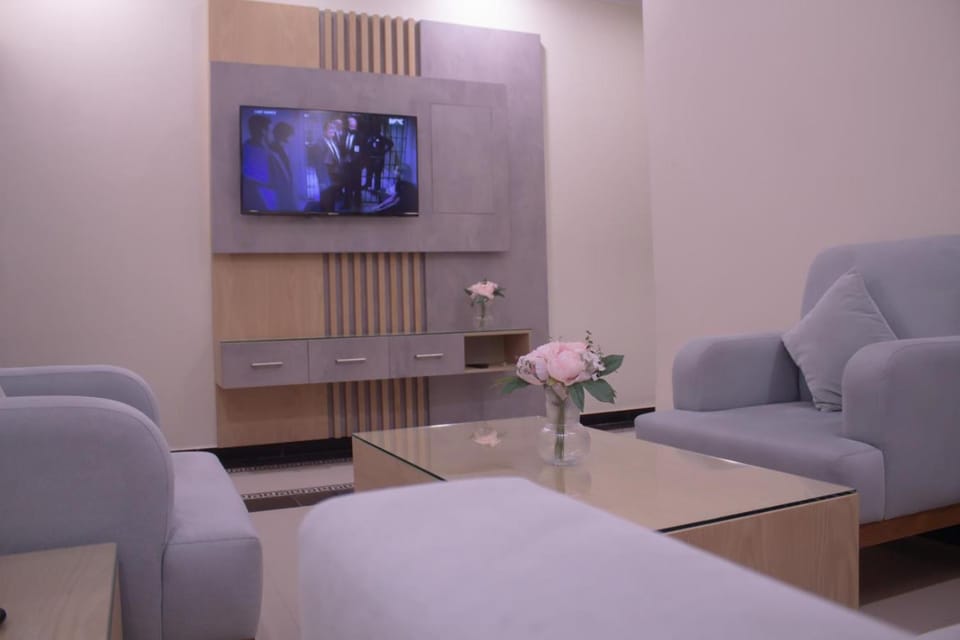 منازل الريم للشقق المخدومة فرع العزيزية Hotel in Riyadh