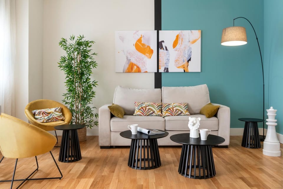 Living room, Seating area