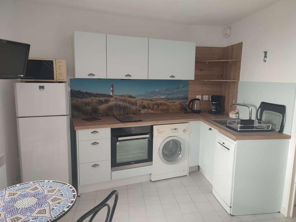 Résidence Morieres B - Super appartement 4 couchages vue mer MAE-0044 Apartment in Six-Fours-les-Plages