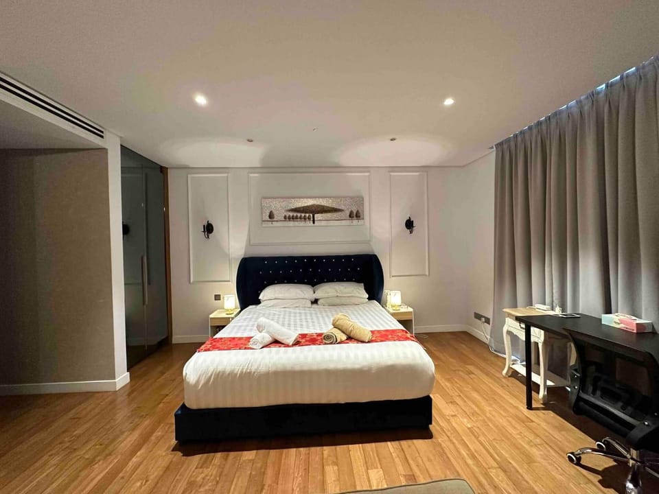 Bed, Bedroom