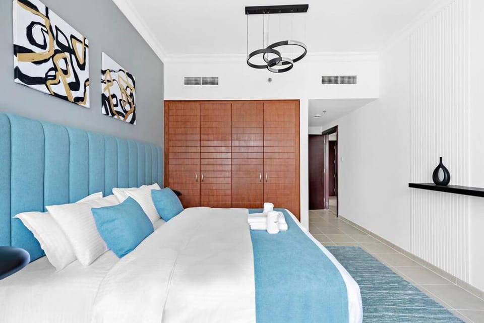 StoneTree - NEW Furnished 1BR in V3 Tower Apartment in Dubai
