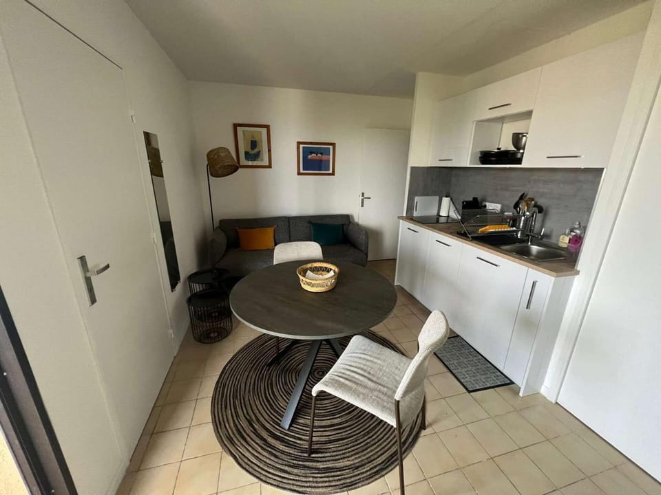 Résidence Grand Large - Appartement T3 remis a neuf MAE-1034 Apartment in Six-Fours-les-Plages
