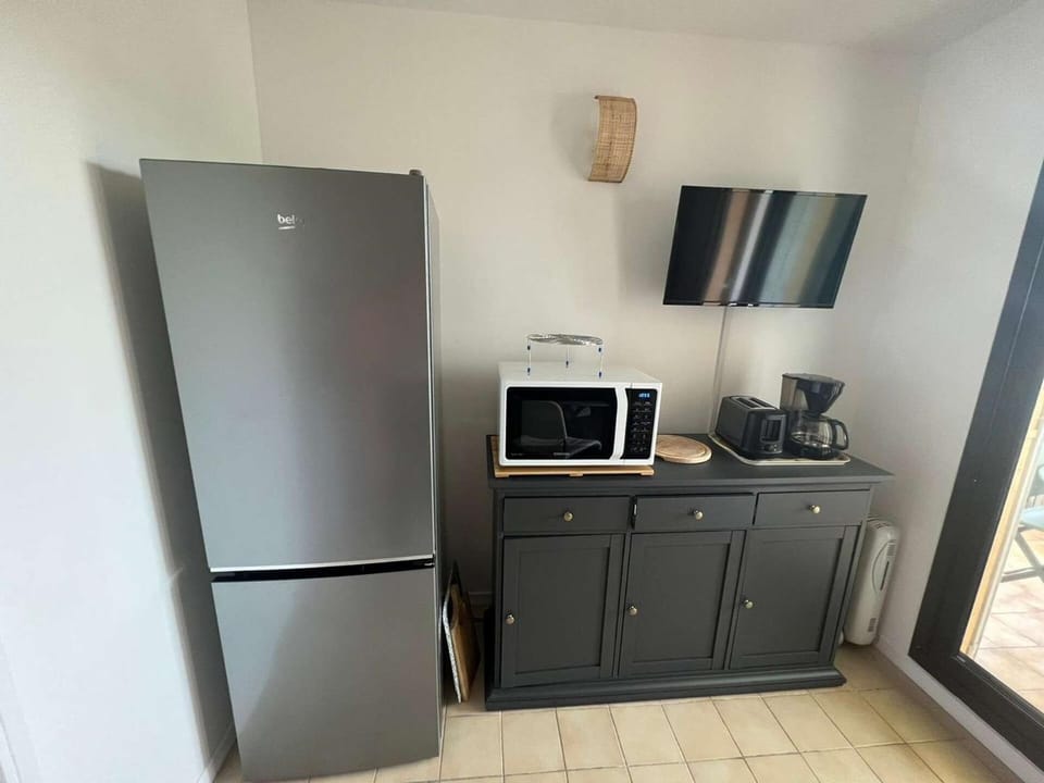 Résidence Grand Large - Appartement T3 remis a neuf MAE-1034 Apartment in Six-Fours-les-Plages