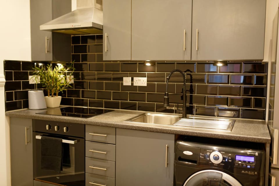 Coffee/tea facilities, Kitchen or kitchenette, pet friendly, stove, washing machine, kitchen