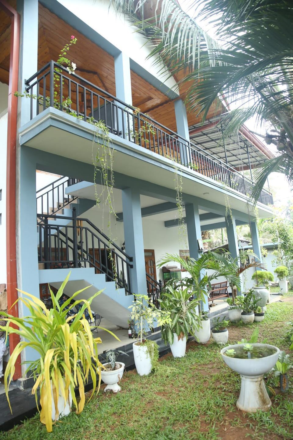 Property building, Garden, Balcony/Terrace, Garden view