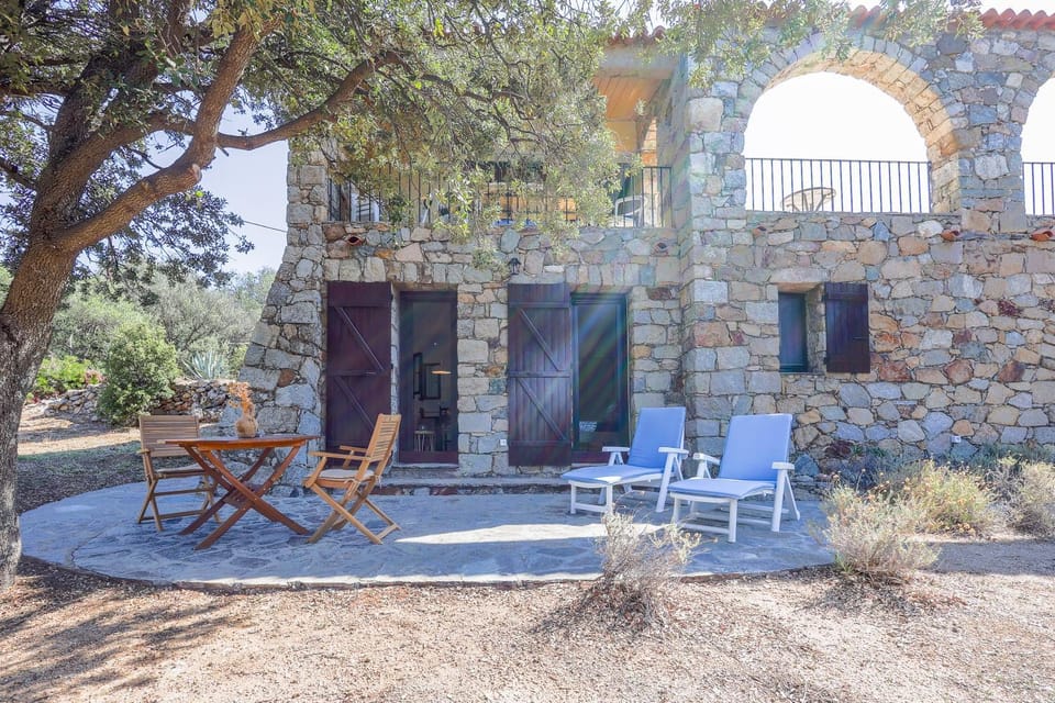 Patio, Day