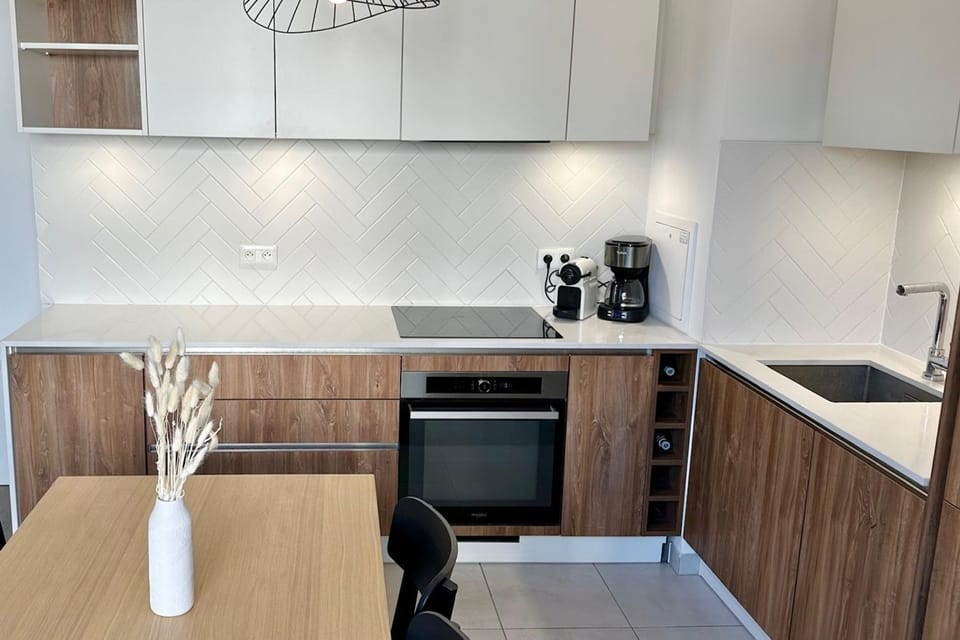 Luminous apartment with terraces Apartment in Saint-Denis, France