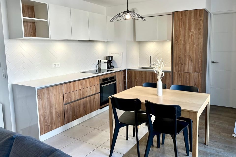 Luminous apartment with terraces Apartment in Saint-Denis, France