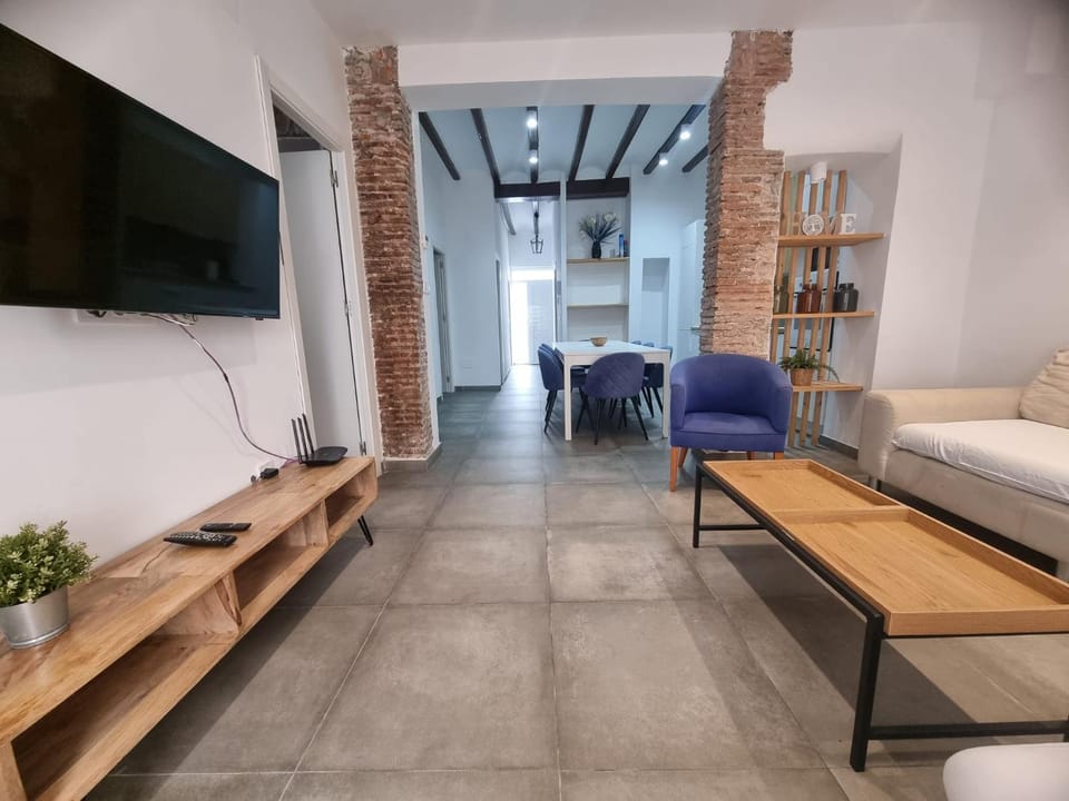 Fantástica y amplia casa de diseño Apartment in Gandia