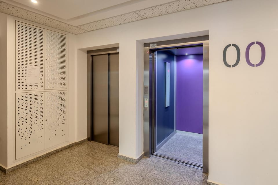 elevator