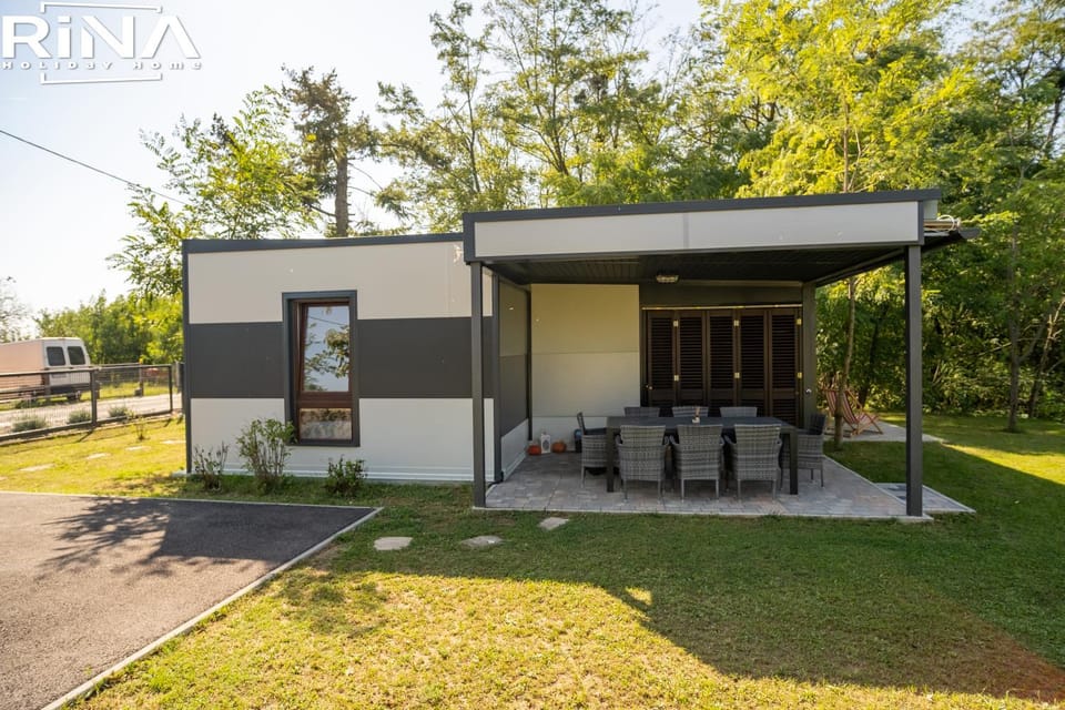 Kuća za odmor Rina House in Croatia