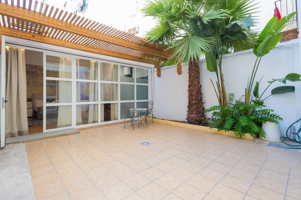 Patio, Balcony/Terrace