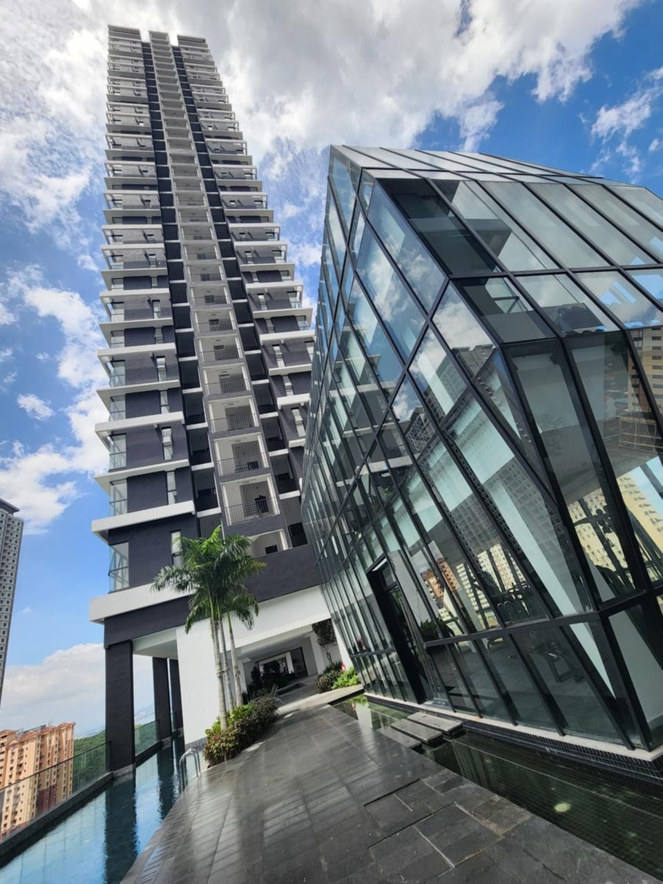 Property building, Day, City view, Pool view, Swimming pool