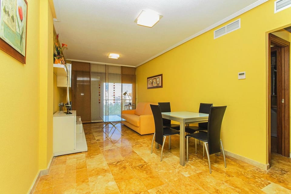 Living room, Seating area, Dining area, air conditioner