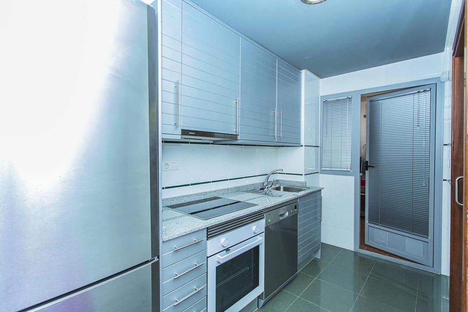 Kitchen or kitchenette, dishwasher, pet friendly, stove