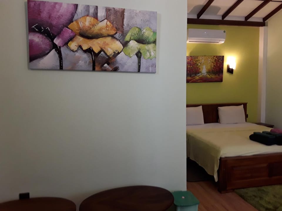 Karl Holiday Bungalow Bed and Breakfast in Wadduwa