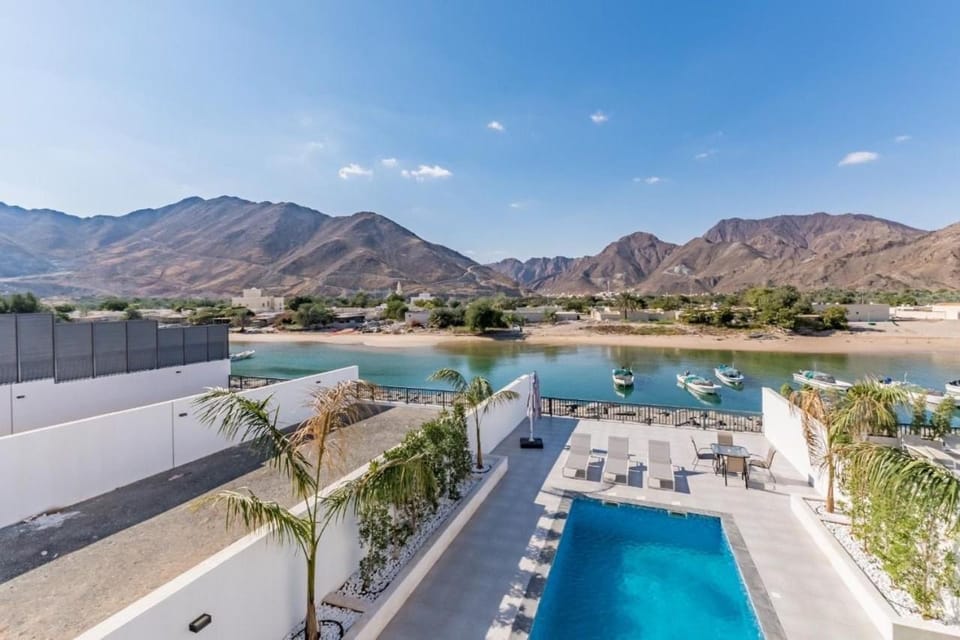 Natural landscape, Lake view, Mountain view, Pool view, River view, Swimming pool, sunbed