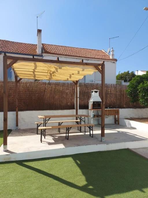 BBQ facilities, Balcony/Terrace, Swimming pool