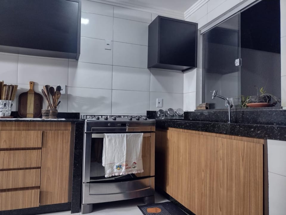 Communal kitchen, pet friendly
