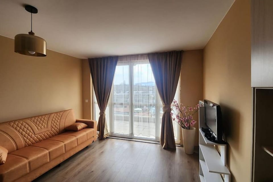Budget overnight- Struma highway Apartment in Sofia City Province