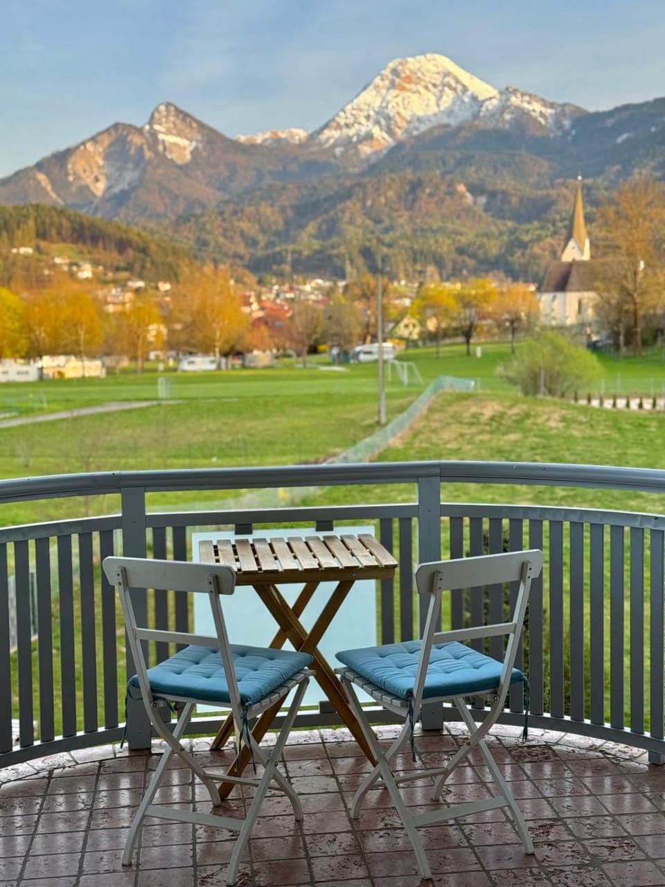 Natural landscape, View (from property/room), Balcony/Terrace, Landmark view, Mountain view