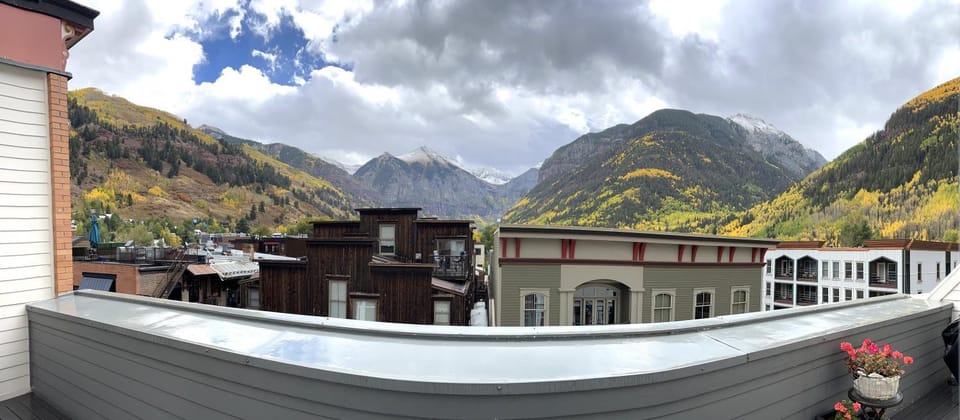 Patio, Nearby landmark, Natural landscape, View (from property/room), Balcony/Terrace, Mountain view