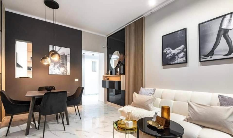 Living room, Seating area, Dining area