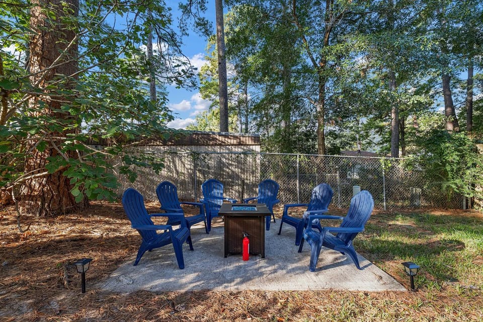Patio, Seating area