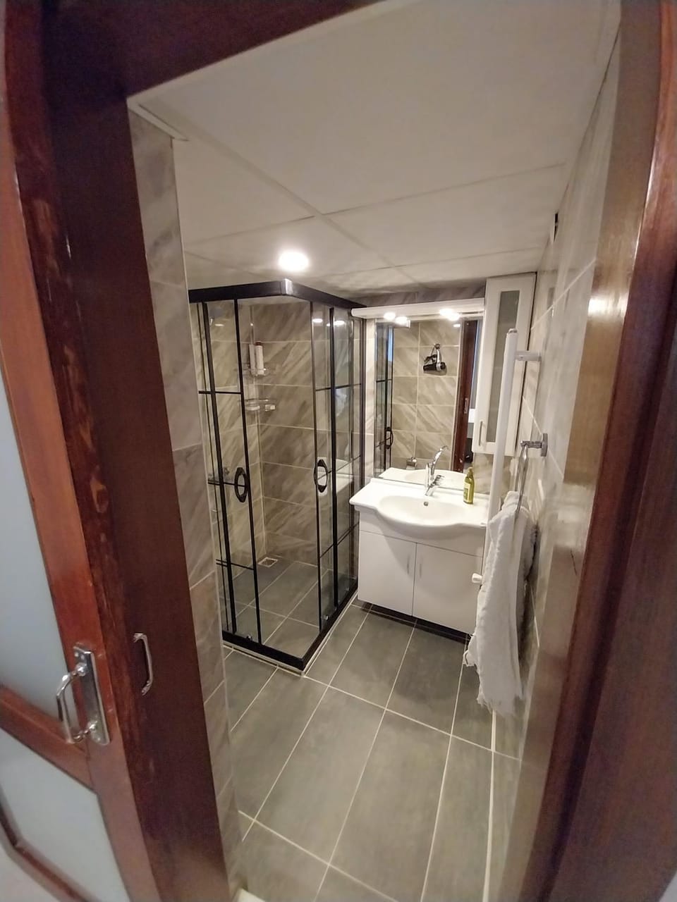 Shower, Bathroom