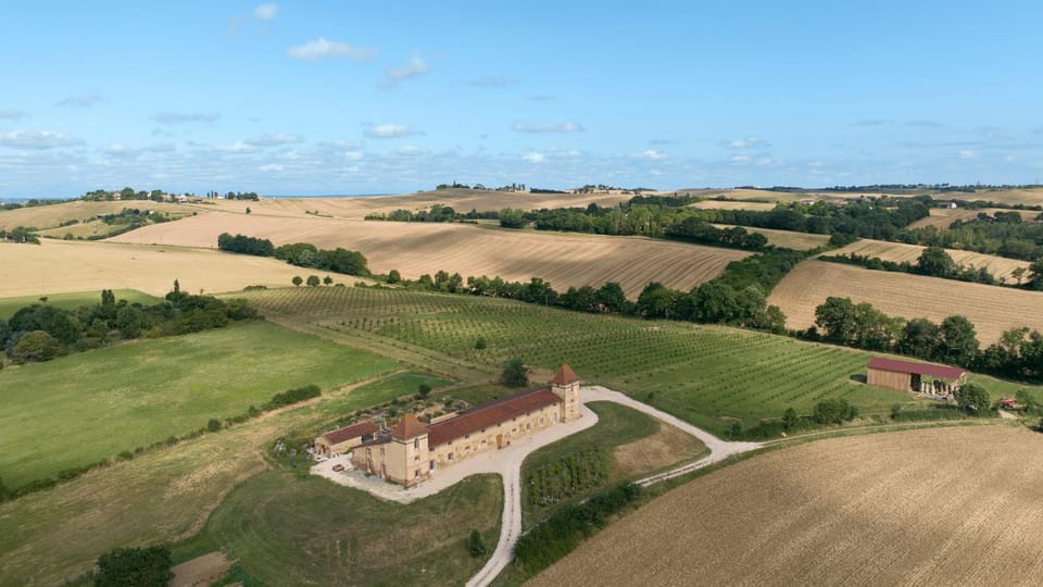 Property building, Bird's eye view, Landmark view