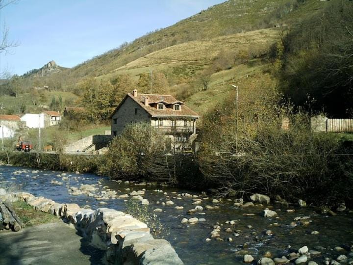 Casa rural La Bárcena Saja Apartment in Cantabria