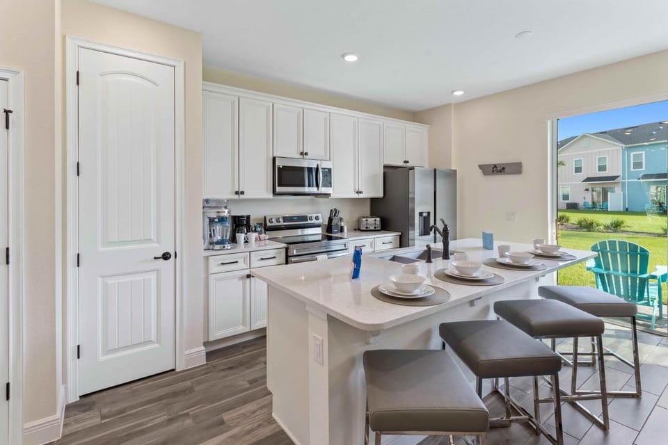 2971 Castaway Lane House in Bay Lake