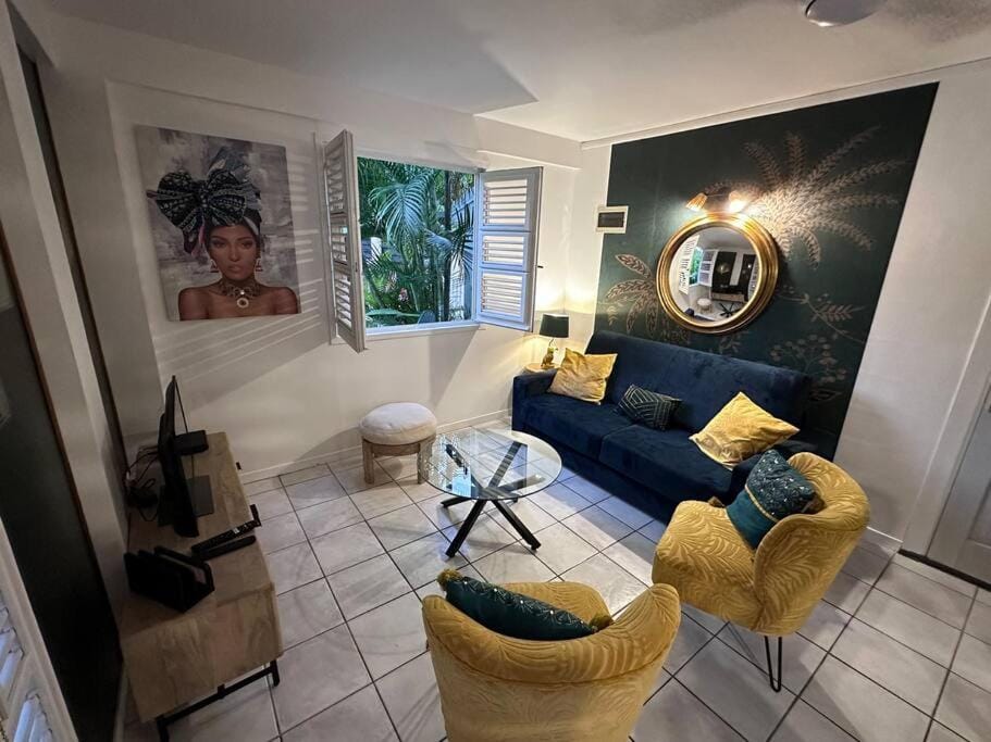 Living room, Seating area