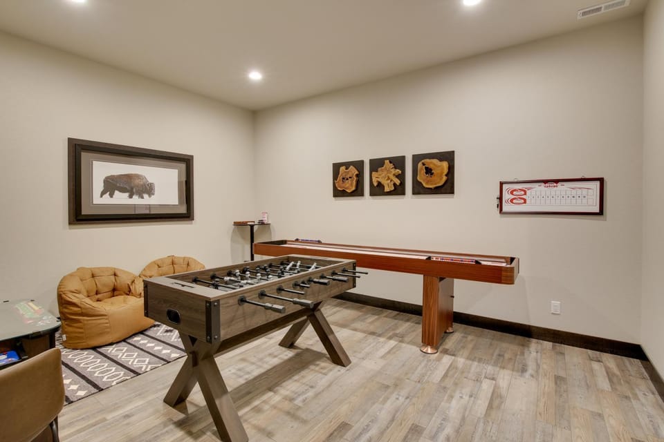 South Dakota Retreat w/ Hot Tub, Fire Pit & Grill! House in North Lawrence