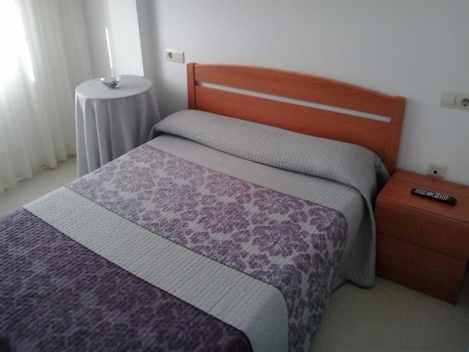 Bed, Day