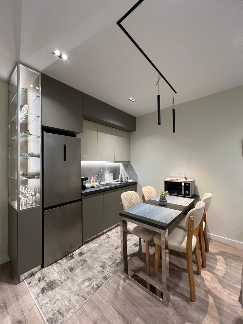Dining area, Dinner